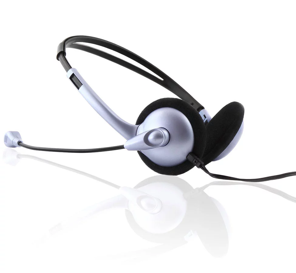 half-column-image2-v3_975x900 beauty shot of headset