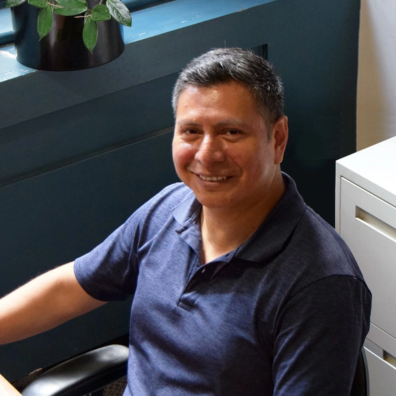 Carlos_800x800@96dpi_rev1 portrait of Carlos, Optima's 20-year-plus veteran