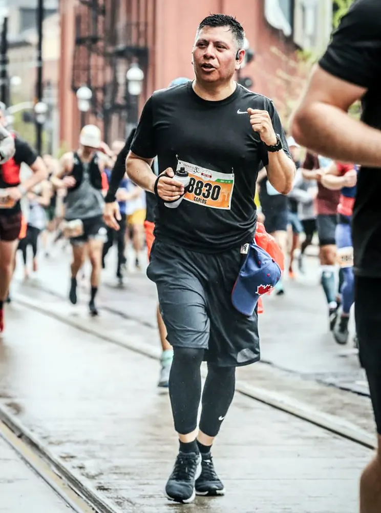 Carlos_Toronto-Marathon-2023_744x1000 Carlos running the 2023 Toronto Marathon
